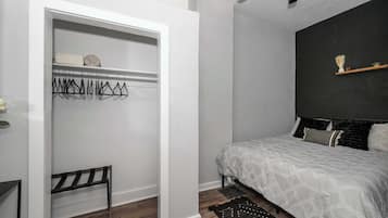 Condo, 2 Queen Beds, Kitchen | 2 bedrooms, individually decorated, individually furnished, free WiFi