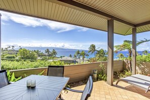 Outdoor dining - Kailani - Ridge Villas 215 (Lahaina)