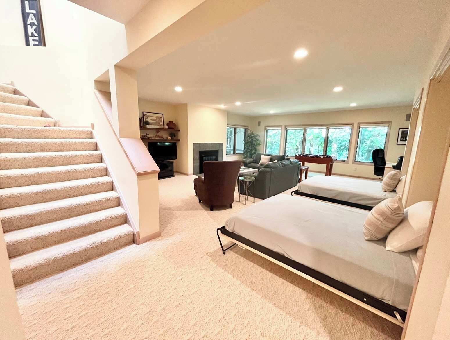 House, Multiple Beds, Hot Tub, Golf View (Work Hard Play Hard) | Living area | 42-inch flat-screen TV with digital channels, fireplace