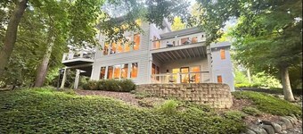 Spacious 4 BDR Home in Desirable Abbey Springs!