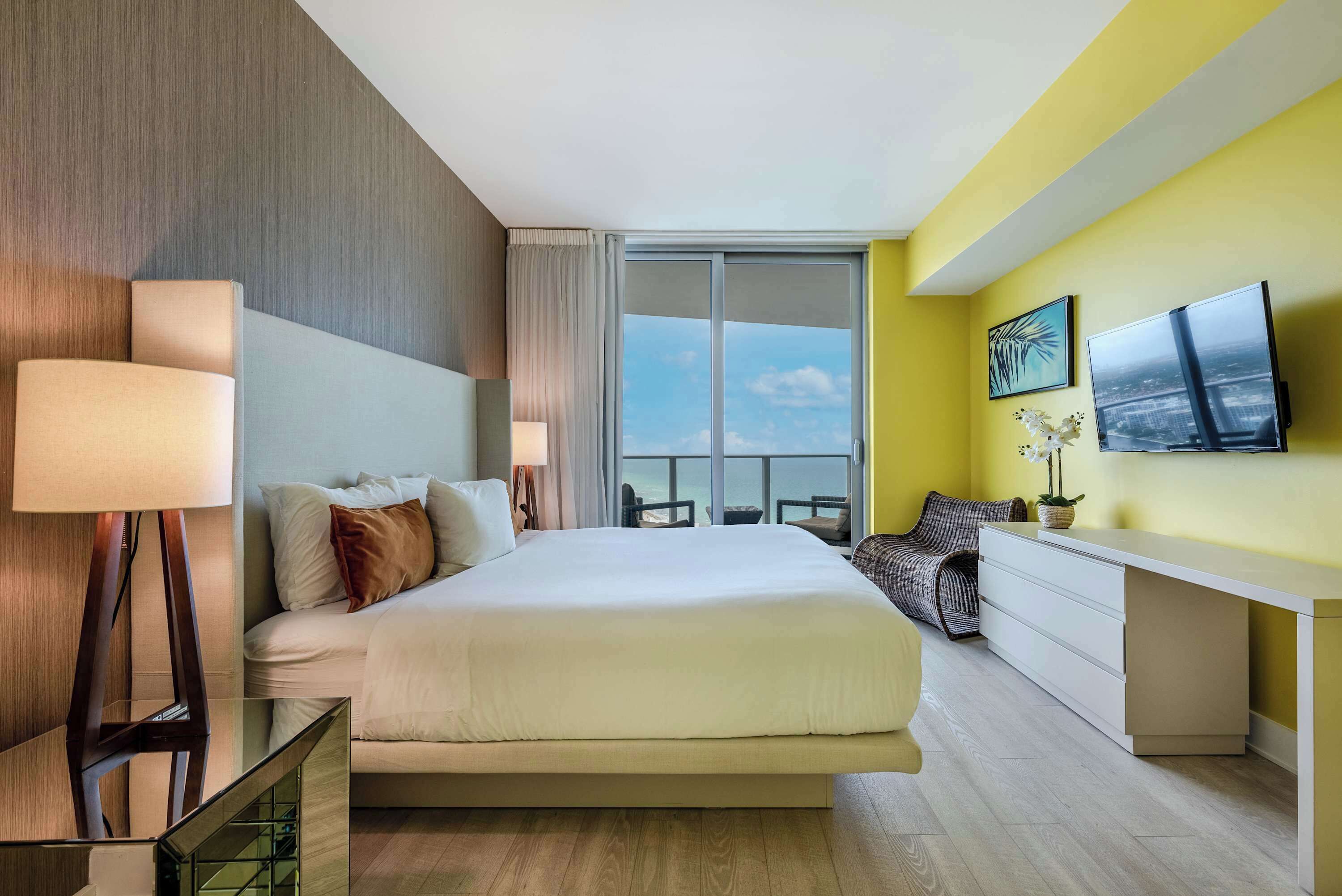 Kondominium, Beberapa Tempat Tidur, balkon, pemandangan samudra (Oceanview Luxury Kaleidoscope) | 2 kamar tidur dan didekorasi berbeda-beda