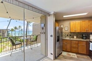 Apartment, 1 King-Bett und Schlafsofa, Poolzugang, Meerblick | Blick von der Unterkunft
