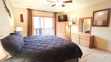 Condo, Multiple Beds, Balcony, Mountain View | 2 bedrooms, individually decorated, individually furnished, free WiFi