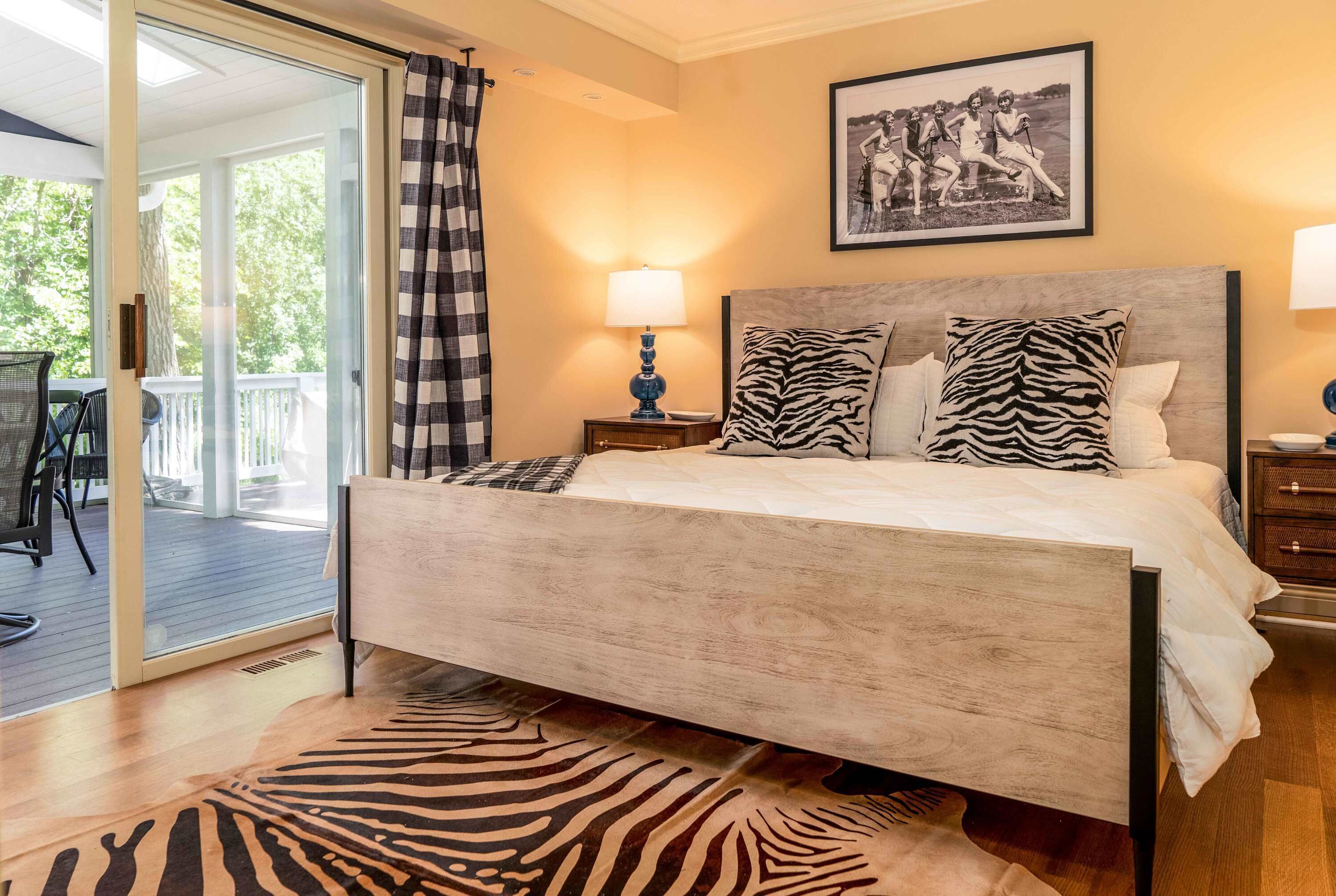 House, Multiple Beds, Patio, Garden View (House of Putt & Plaid) | 4 bedrooms, individually decorated, individually furnished, bed sheets