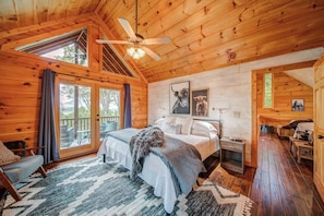 3 bedrooms, individually decorated, individually furnished, free WiFi