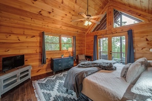 Cabin, Multiple Beds, Hot Tub, Mountain View (Whippoorwill Walkabout) | 3 bedrooms, individually decorated, individually furnished, free WiFi