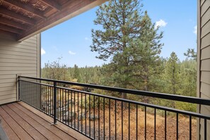 Condo, Multiple Beds, Balcony, Garden View (Cascade Mountain Oasis) | Balcony - Cascade Mountain Oasis (Bend)