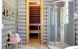 Shower - 3 bedroom amazing home in Sæby (Sæby)