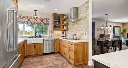 Fresh & Modern 3 BDR Just Blocks From Beach!