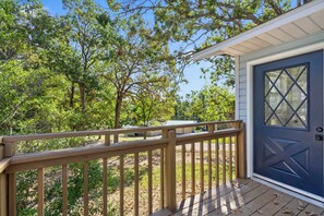 Property grounds - Tranquil Woods Retreat Branson (Branson)