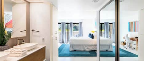 Condo, Multiple Beds, Patio, Mountain View (Panoramic Perfect) | 2 bedrooms, individually decorated, individually furnished, desk