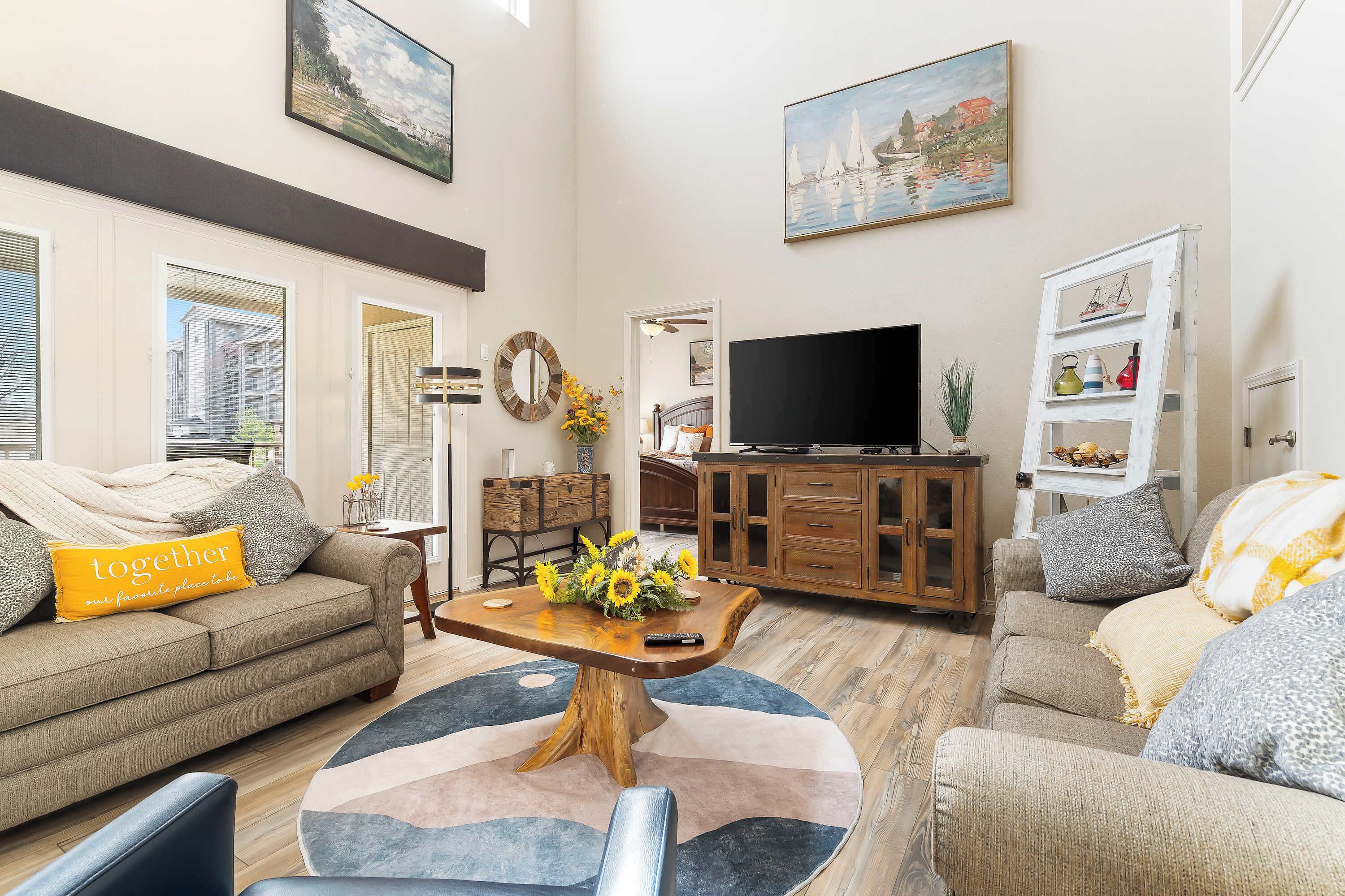 Condo, Multiple Beds, Patio, Garden View (B’Chillin Retreat on Table Rock Lake) | Living area | 42-inch flat-screen TV with digital channels