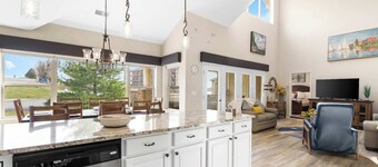 Bchillin Retreat on Table Rock Lake