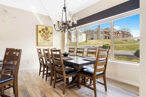 Condo, Multiple Beds, Patio, Garden View (B’Chillin Retreat on Table Rock Lake) | Dining