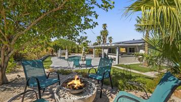 Khuôn viên nơi lưu trú