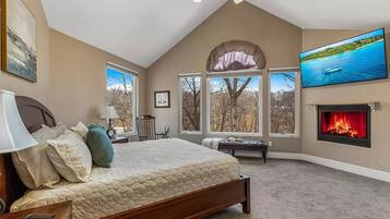 5 bedrooms, iron/ironing board, travel crib, WiFi