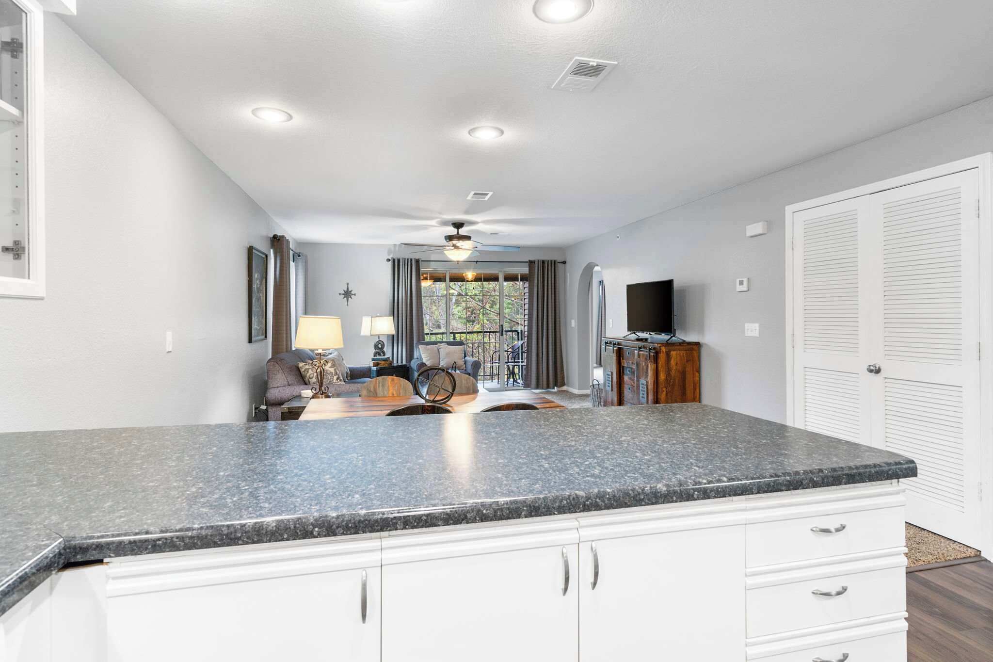 Condo, Multiple Beds, Balcony, Garden View (Dora) | Interior