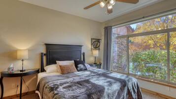 House, Multiple Beds, Fireplace, Mountain View | 3 bedrooms, individually decorated, individually furnished, free WiFi