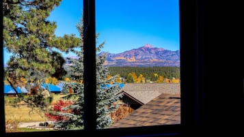 ハウス ベッド (複数台) 暖炉 マウンテンビュー | 施設からの眺望