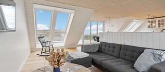 Awesome home in Otterup with jacuzzi