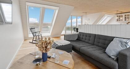 Awesome home in Otterup with jacuzzi