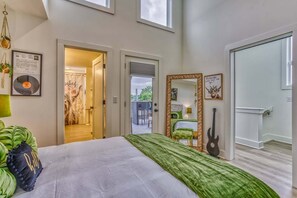4 bedrooms, individually decorated, individually furnished, free WiFi - Nash Bash (Nashville)