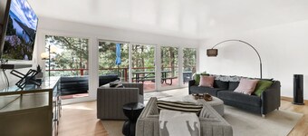 NEW Zephyr Cove Zen - Hot tub & Summer Pool