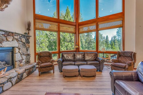 Gorgeous 5 BDR Travioli Mountain Retreat for 10!