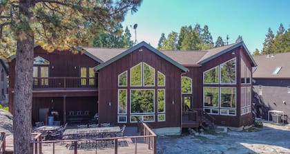 Gorgeous 5 BDR Travioli Mountain Retreat for 10!