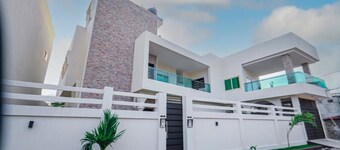 Joli Appartement Luxueux et Lumineux Avec Jardin - B&B