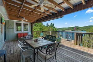 Outdoor dining - Rustic Lakefront Home w/ Beach! (Sevierville)