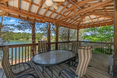 Rustic Lakefront Home w/ Beach!