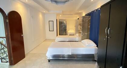 Hermosa casa completa cerca del centro