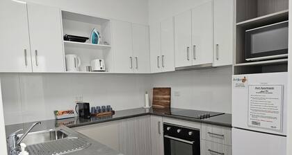 Aart Apartments Port Lincoln, Accommodation in the CBD, 100m from the beach.