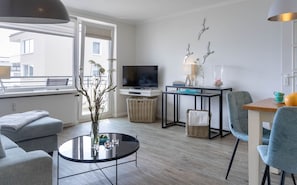 TV, stereo - Meeresrauschen - Haus Dünenburg, Elisabethstraße 9 - Diese Freundlich Eingerichtete 2-zimmer-wohnung (Westerland)