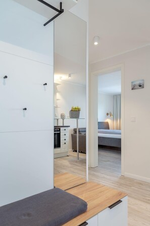 Interior - Nette Hunde - Großzügige, Moderne 2 Zimmerwhg. am Rathausplatz mit Stellplatz (Sylt)