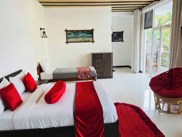 Deluxe Triple Room | Individually furnished, desk, free WiFi - HERITAZ VILLA ELLA (Ella)