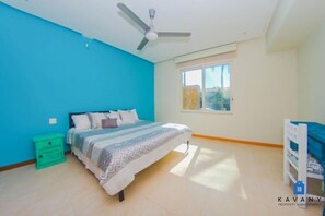 2 slaapkamers, een strijkplank/strijkijzer, wifi, beddengoed