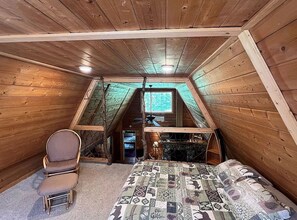 2 bedrooms, bed sheets