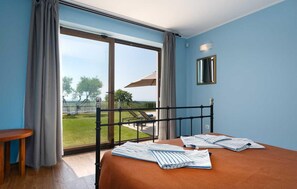 3 habitaciones, tabla de planchar con plancha y wifi gratis 