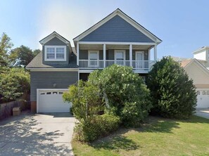 Exterior - Sojourn | Sea Song Bungalow | 5 BR 3 BA (Norfolk)