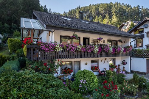 Ferienwohnung Schwarzwälder, Erholung in ruhiger Lage am Waldrand