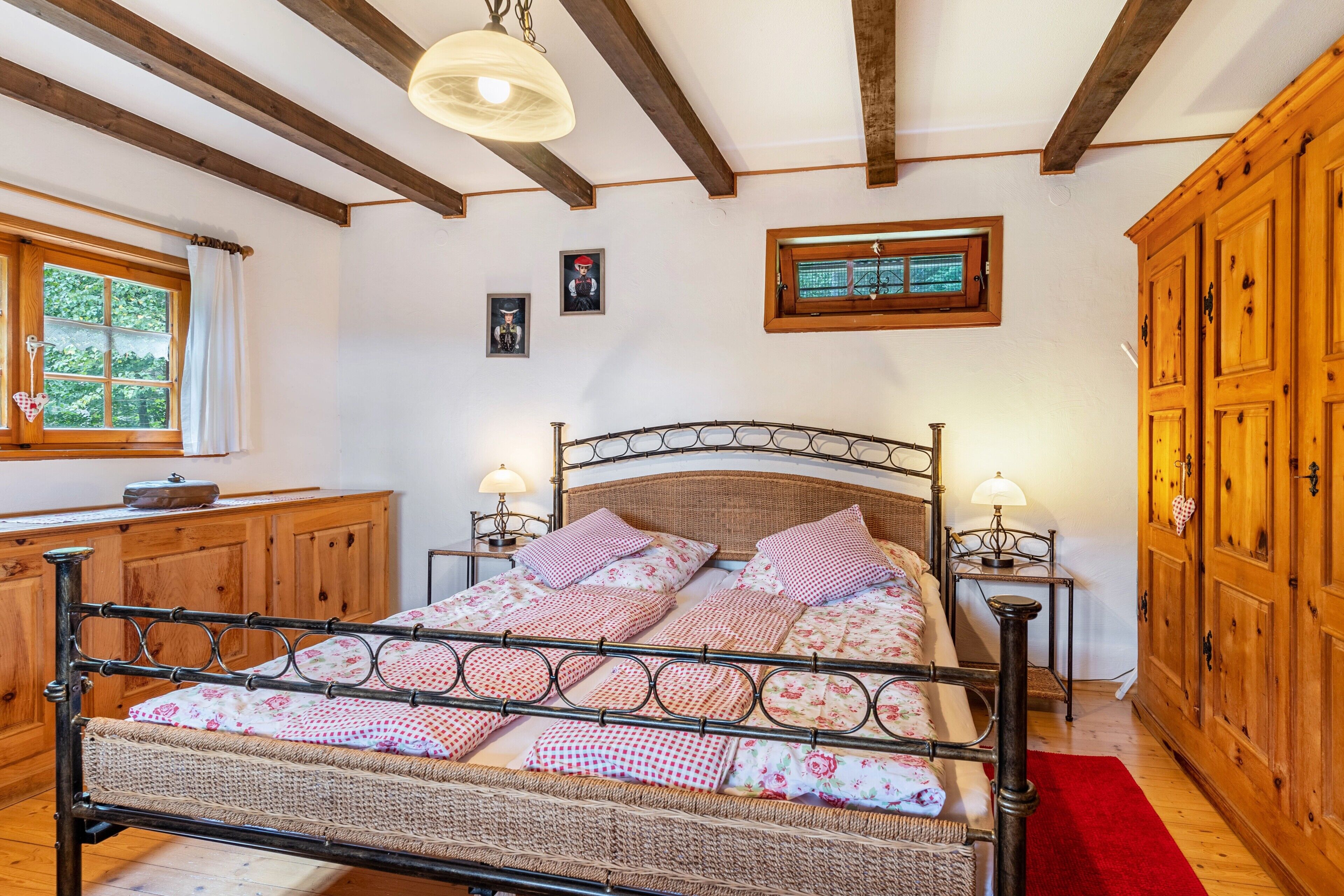1 bedroom, iron/ironing board, bed sheets