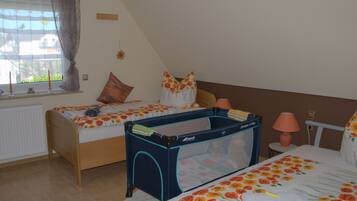 2 Schlafzimmer, Bügeleisen/Bügelbrett, kostenloses WLAN, Bettwäsche
