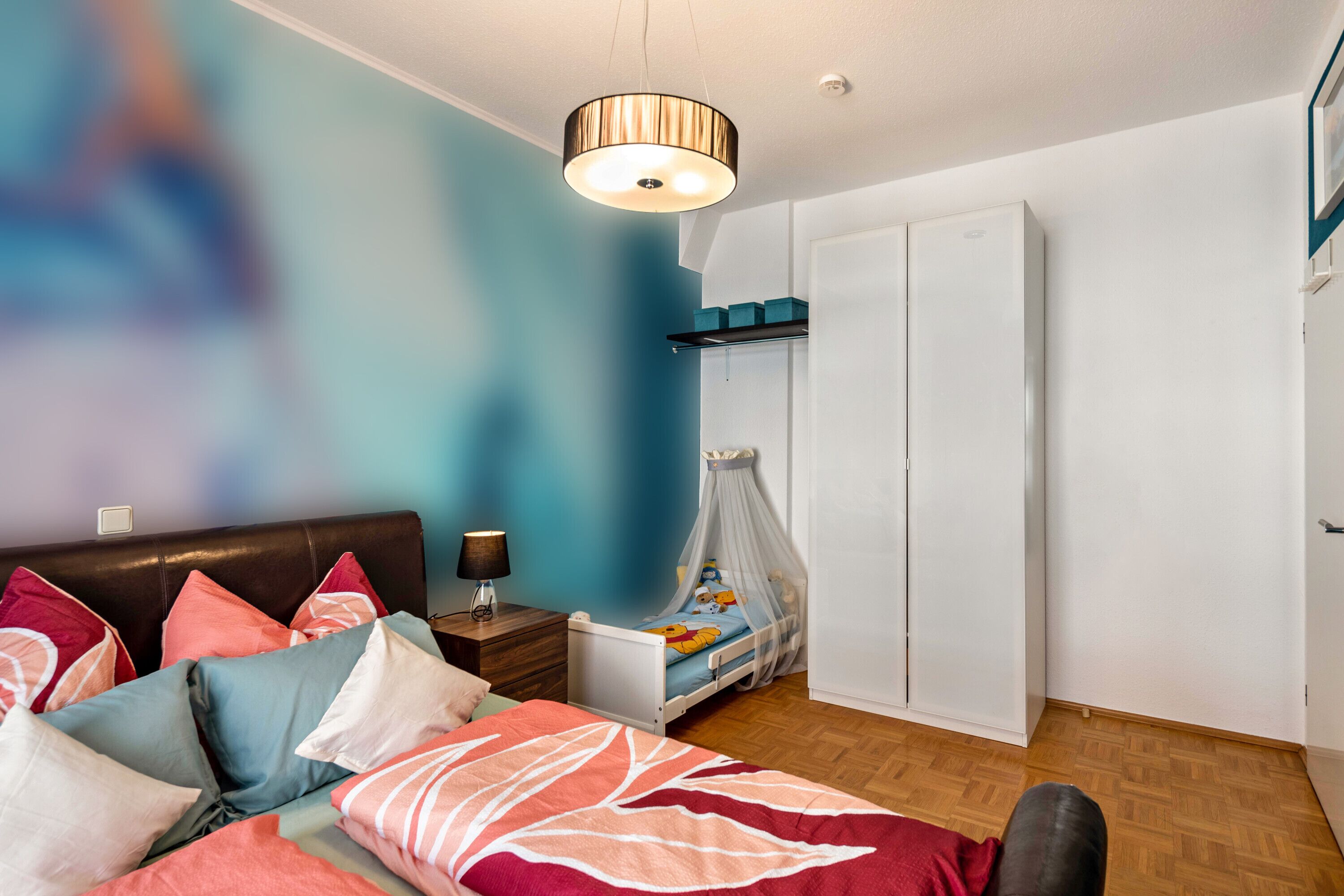 2 habitaciones, tabla de planchar con plancha y wifi gratis 