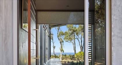 Redgate Beach House with Private Tennis Court