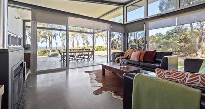 Redgate Beach House with Private Tennis Court