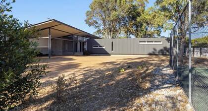 Redgate Beach House with Private Tennis Court