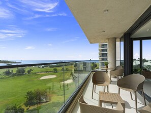 Property grounds - B-402 Stunning one bedroom apartment (Cupecoy)