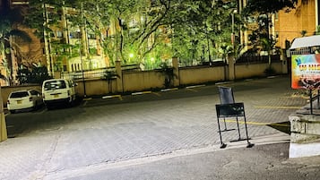 Estacionamiento en la propiedad